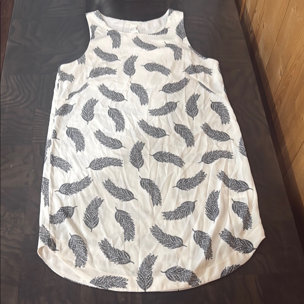 H&M Feather Print Long Sleeveless Top - White and Black